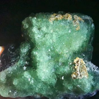 607.7g100% retųjų gamtos žalia fluorito šviečia polyhedron kopėčių formos kvarco energijos akmuo, dekoratyvinis mineralinis egzemplioriai