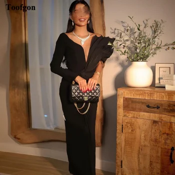 Toofgon Juodas Matinis Satino Arabų Prom Dresses Vieną Petį Ilgomis Rankovėmis Ritininės Pusėje Vakare Chalatai Oficialią Šalies Įžymybė Suknelė